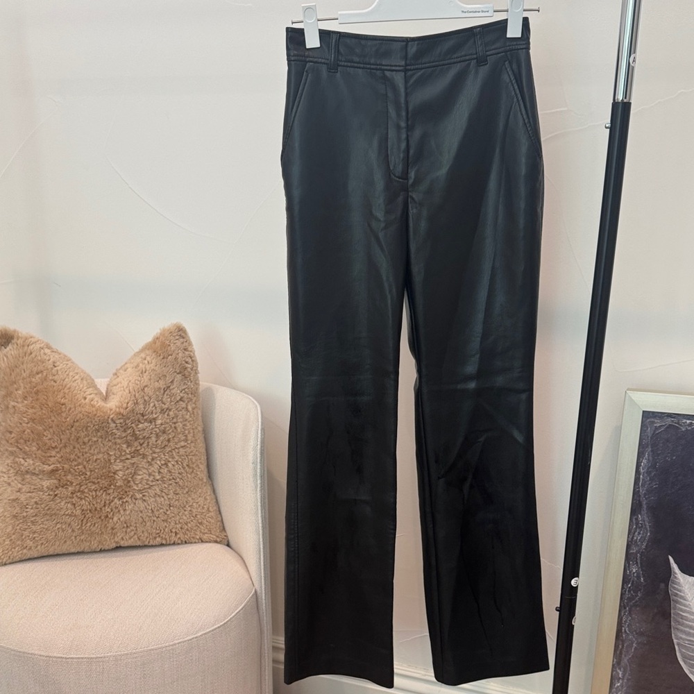 Black Leather Woman’s Pants